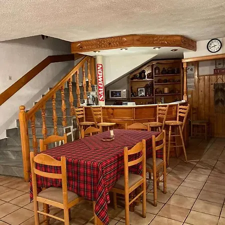 Gasthuis Matsureva House - Pri Ivan